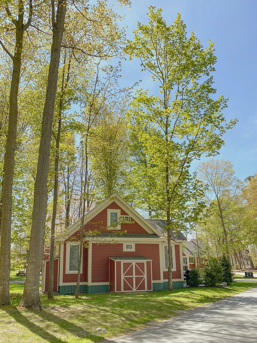 country cottage with red siding at East Lake Shores in Prince Edward County