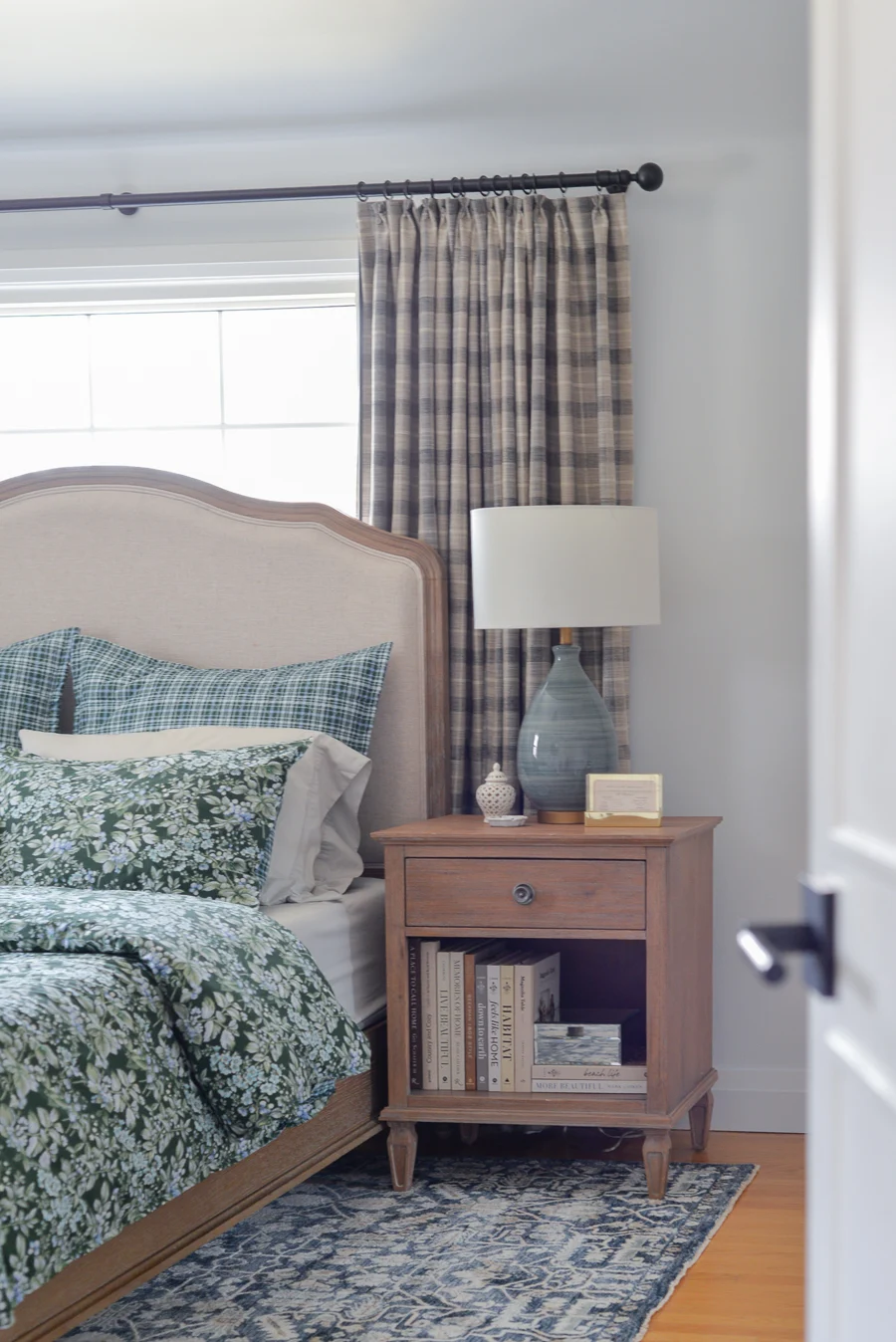 primary bedroom decor ideas, main bedroom decor, primary suite decorating