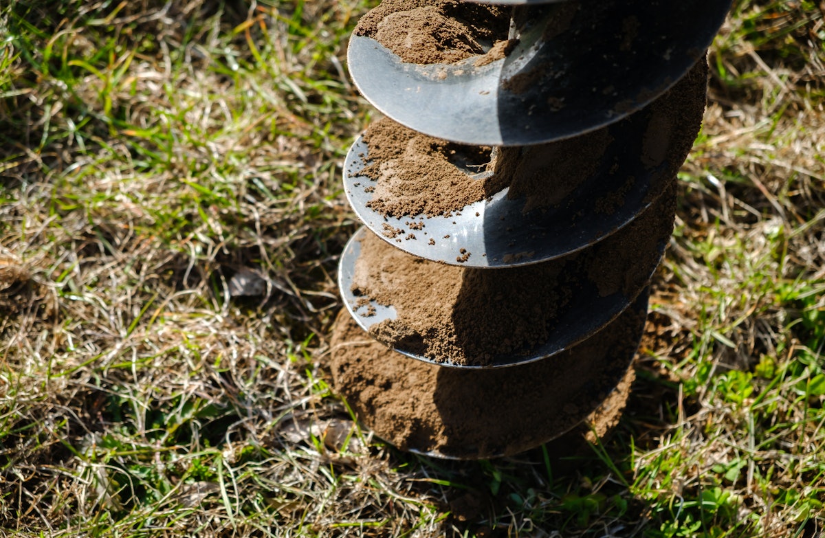 Safety Tips for Equipment Rentals in Earth Drills