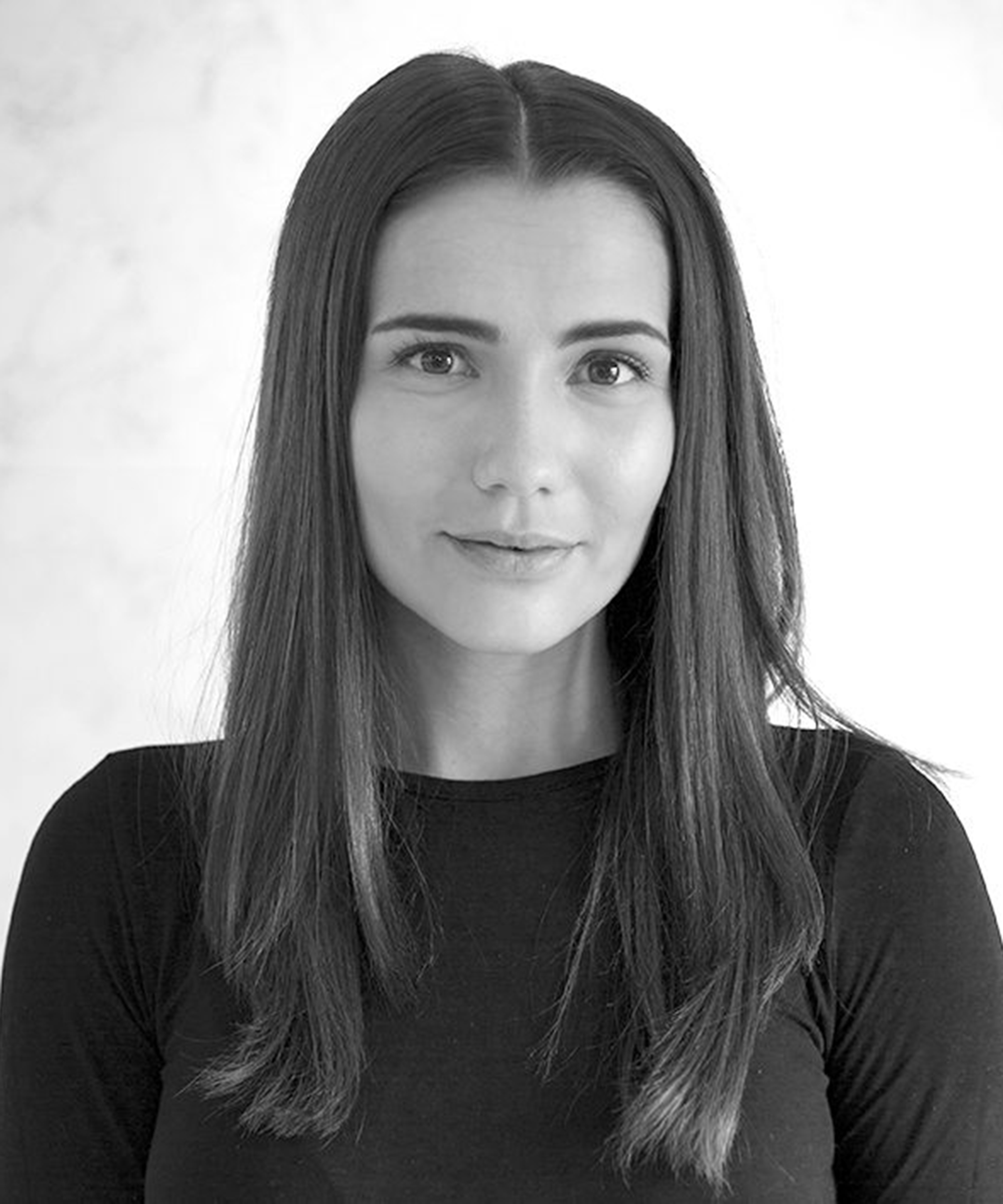 Isabel Fernandez headshot