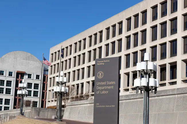DOL orders staff not to enforce Biden-era independent contractor rule