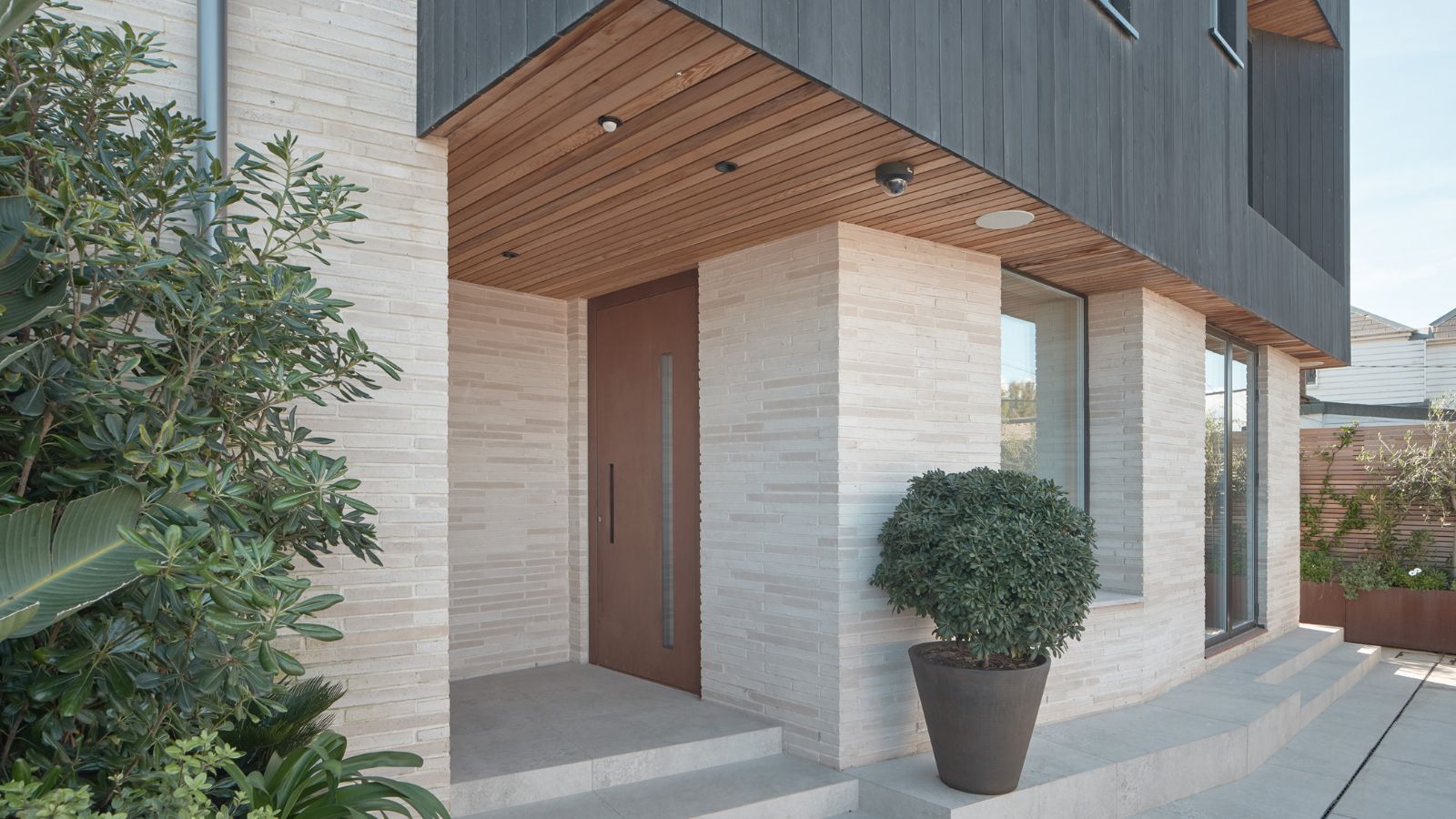 How high can a porch be: An expert-led guide
