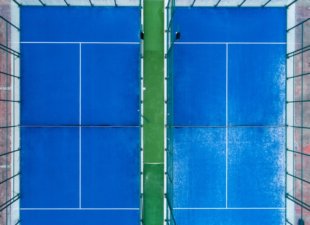 A Pro’s Guide to Pickleball Tennis Court Overlay System Installation