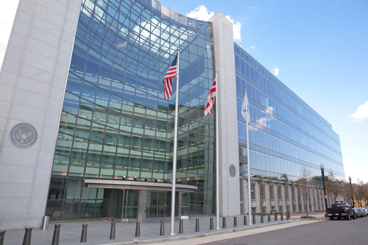The ongoing debate over federal architecture