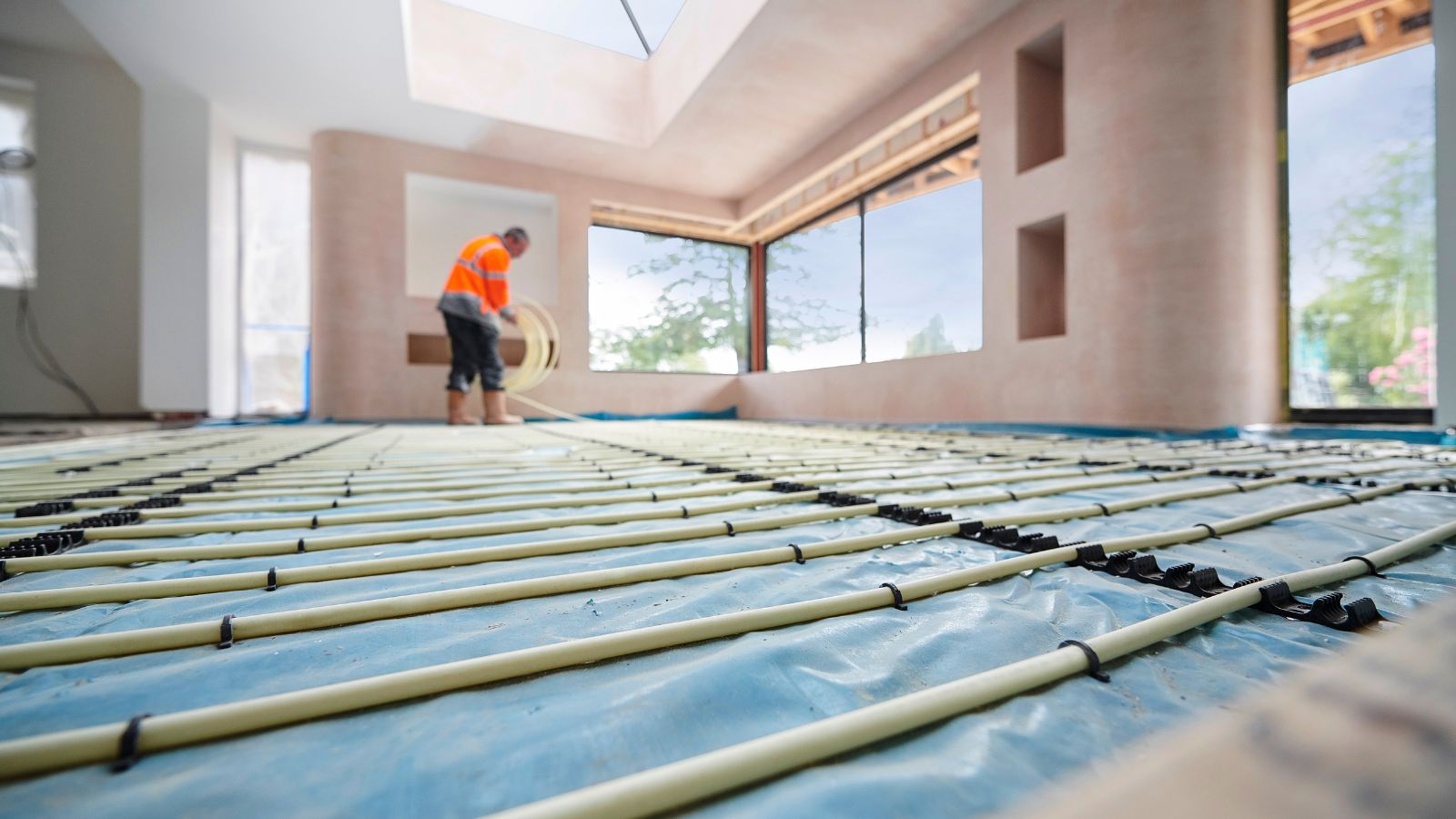 Can you use microcement flooring with underfloor heating?