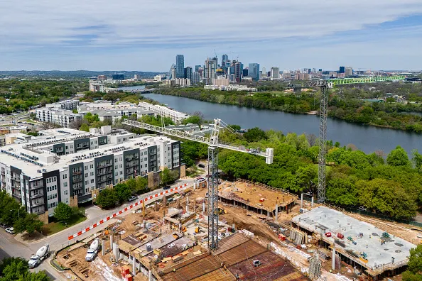 Construction spending drops for fourth straight month