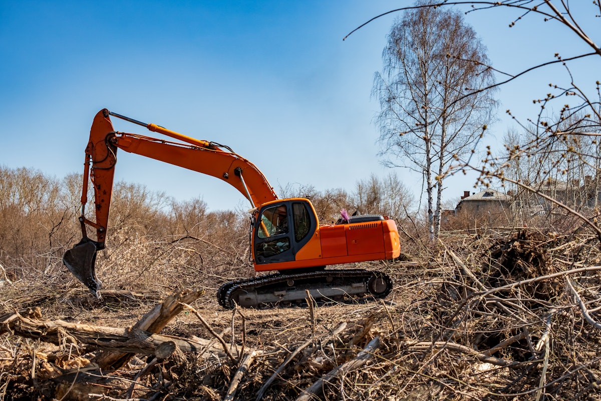 Storm-Ready Jobsites: A Hurricane Season Checklist for Contractors