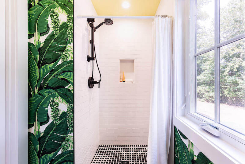guest shower