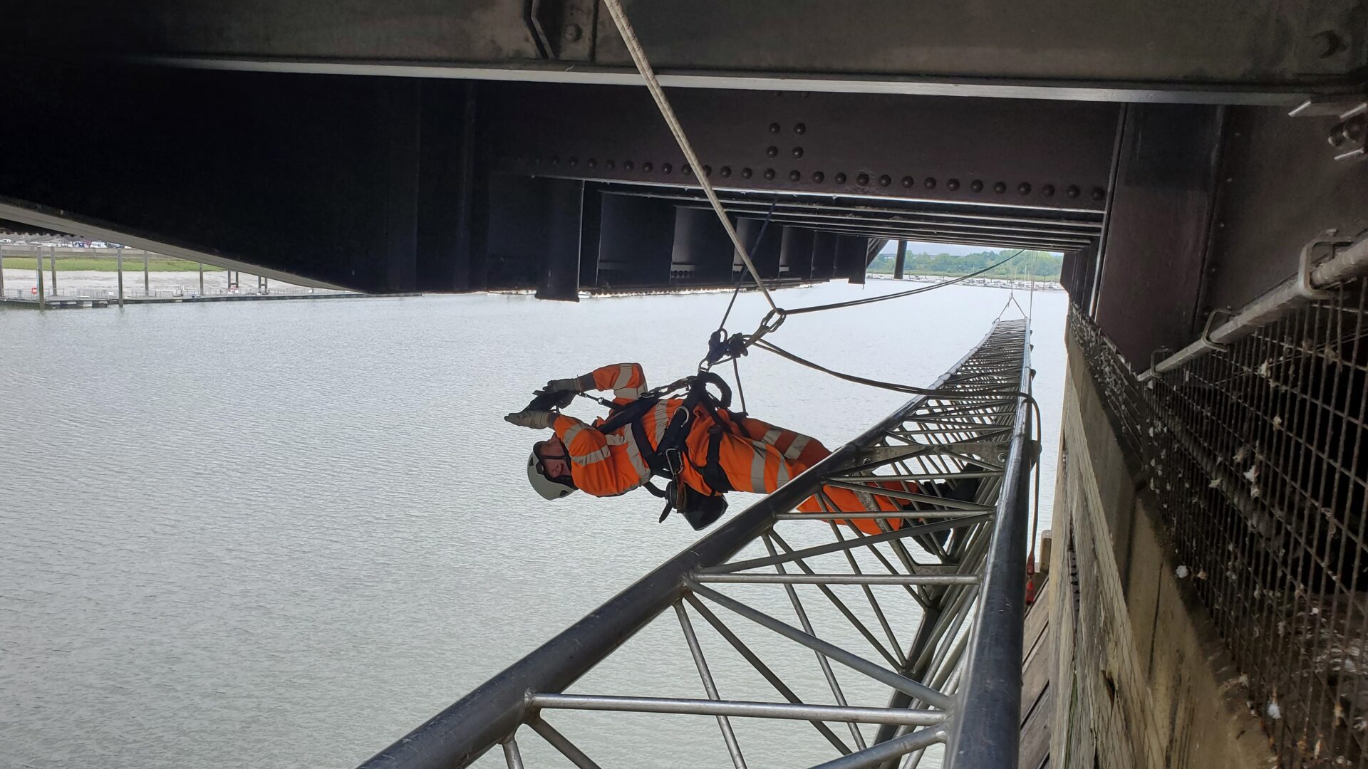 In pictures | Inspectors use rope access to survey Rochester Old Bridge