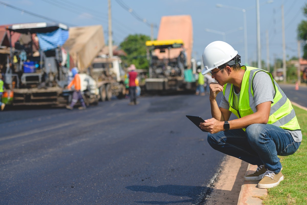 9 Steps to Keep New Asphalt Crew Members from Quitting