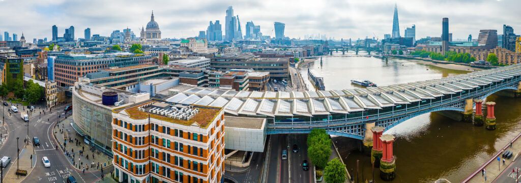 What US Builders Can Learn From UK Commercial Energy Sources