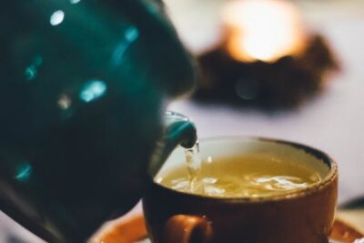Kratom Tea: Professor Whyte’s Simple Guide to Brewing & Use