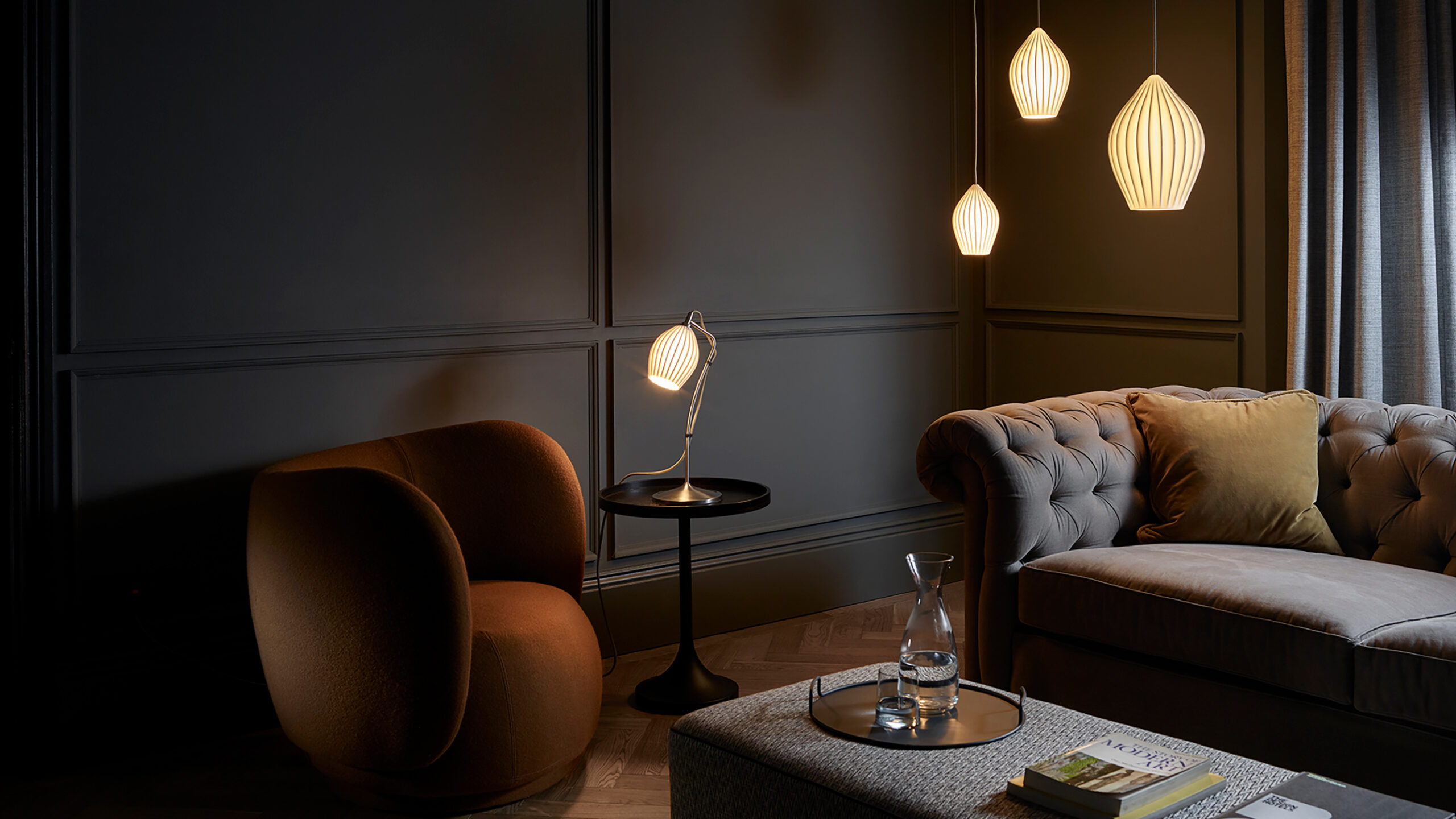 How to master living room mood lighting according to experts