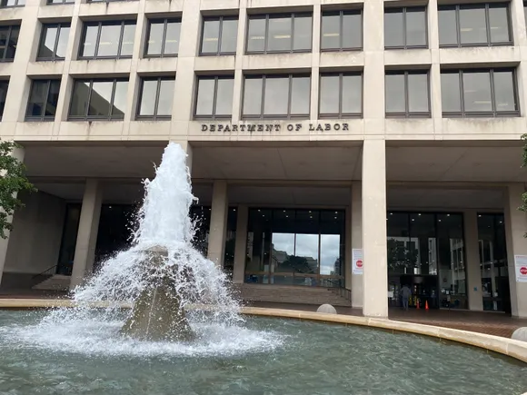 DOL says it’s thinking about overtime as it provides timelines for regulations