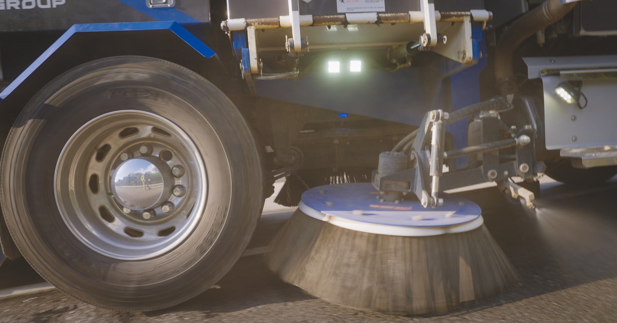 National Street Sweeper Test Highlights Microplastic Removal and Water Quality Impact