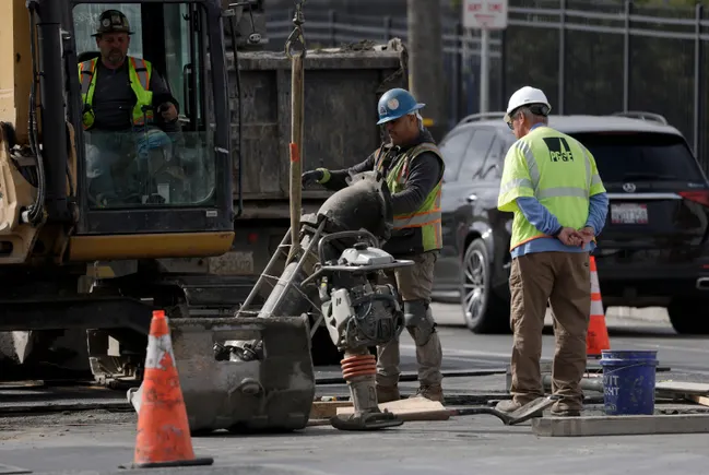 Private construction steadies, but public abandonments jump