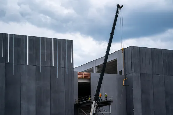 Builders slow to adopt AI despite perceived benefits