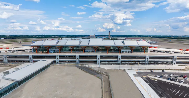 Construction wraps on $1.7B Pittsburgh airport overhaul