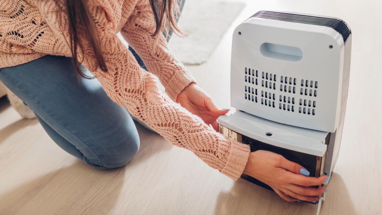 Why is my dehumidifier freezing up? Causes, prevention and how to fix it