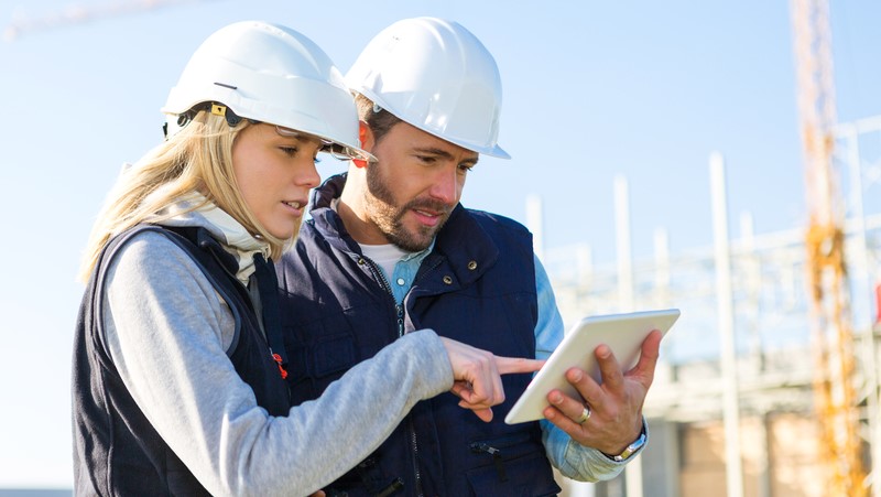Calling all construction clients – take the CIOB/CM client survey