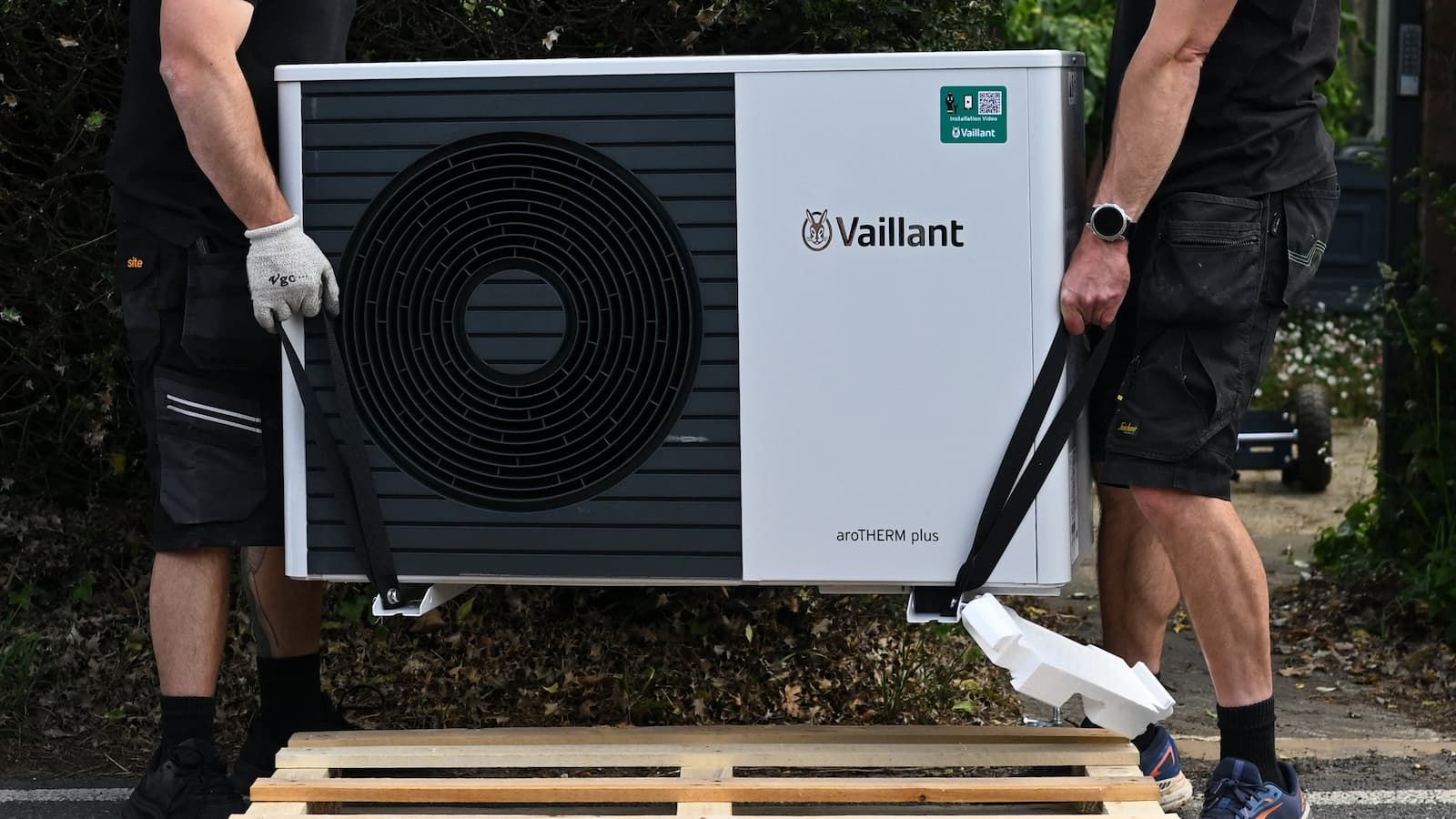 Could the government’s £7,500 heat pump grant about to be cut?