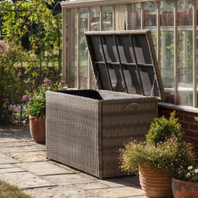 Cedar &amp; Sage Atri Large Garden Storage Box