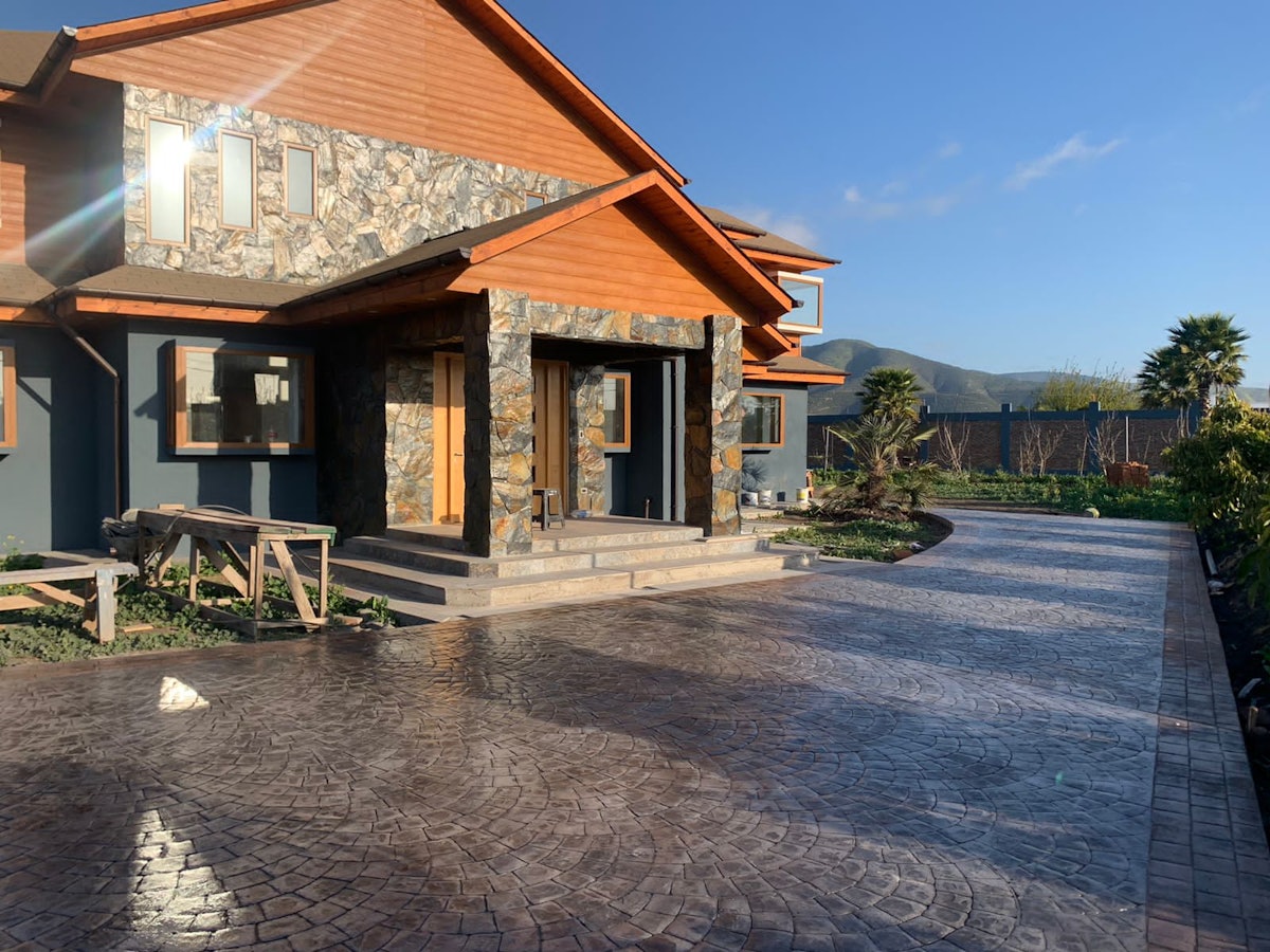 Building Into Luxury Concrete | For Construction Pros