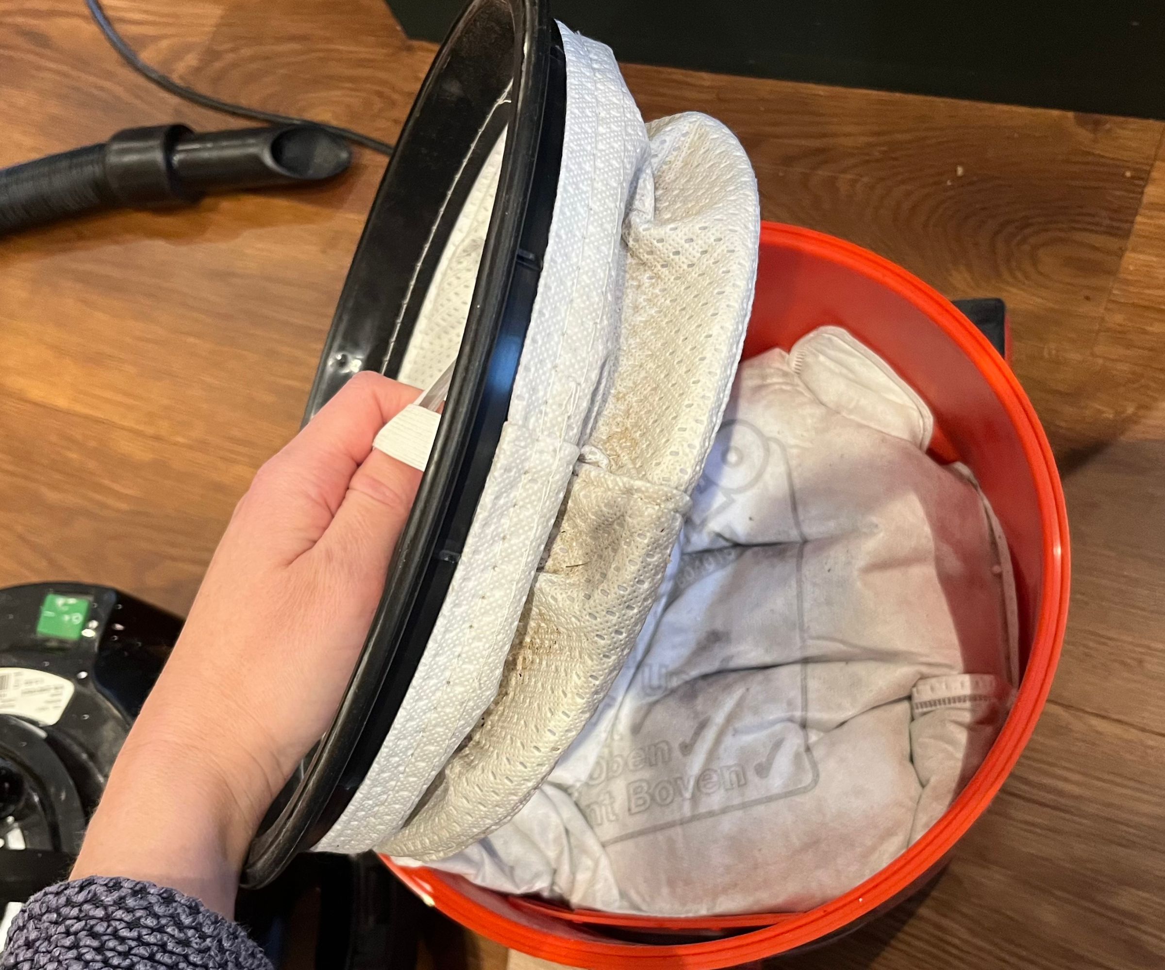 Henry HVR160 filter and dust bag