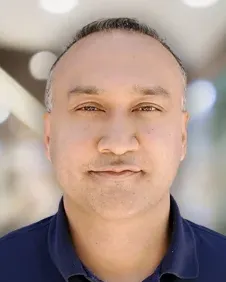 A headshot of Alok Chanani